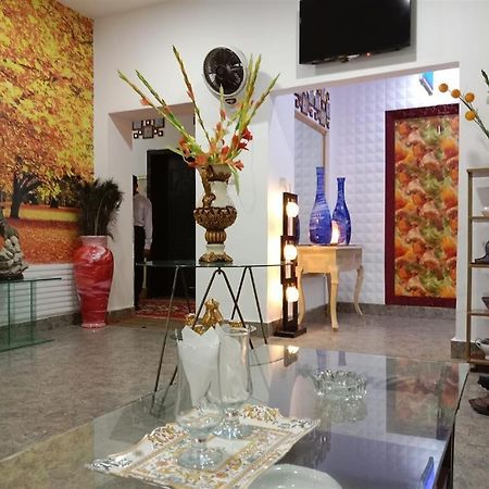 Helen One Hotel 拉合尔 外观 照片